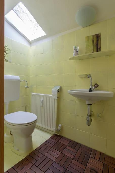 Lovely Spacious 3Room Loft Under Roof-100M2-Touristarea Rauth Екстериор снимка